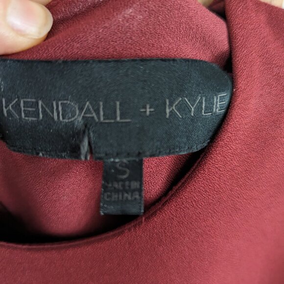 Dress - Picture 3 of 4